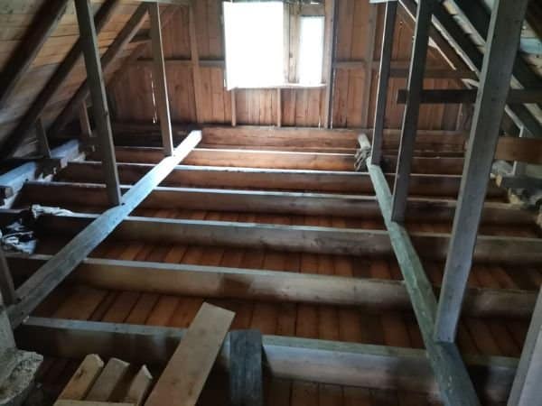 Eristeiden poisto yläpohja ekoeriste